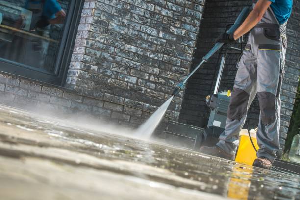 Professional Pressure Washing Services in Chattahoochee, FL